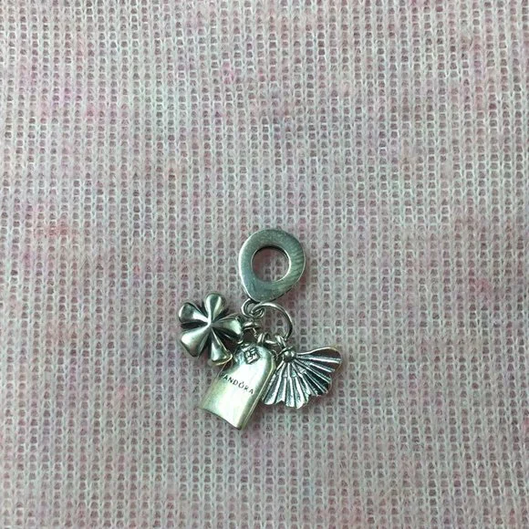 Japanese Sakura Omamori & Fan Dangle Charm - Picture 4 of 4